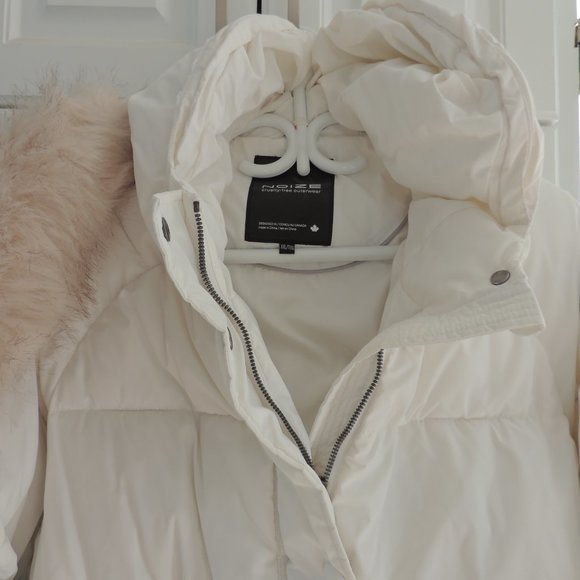 Noize white winter coat, false fur, vegan - Picture 6 of 6